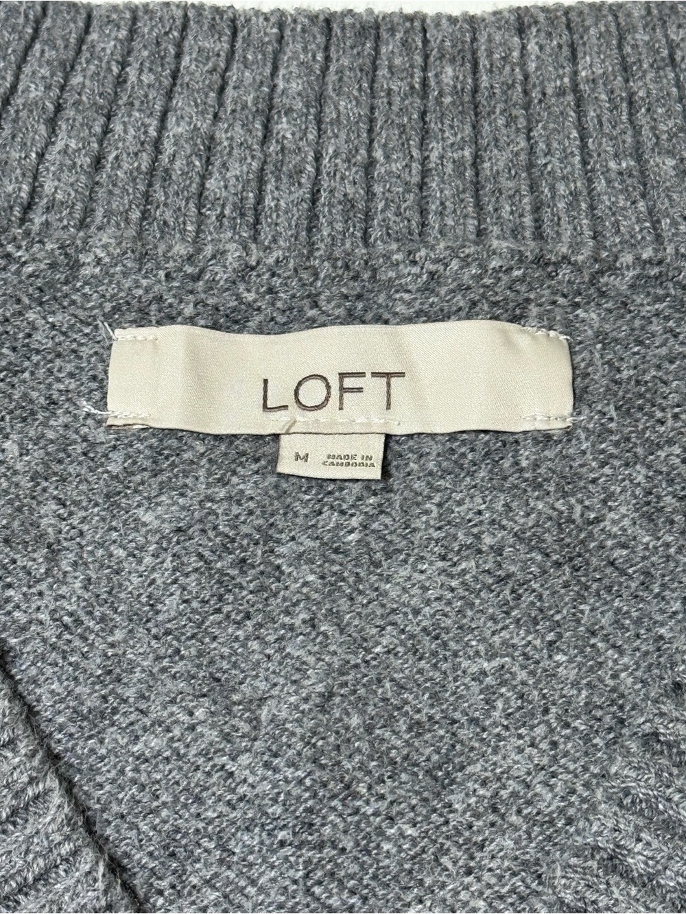 LOFT Medium Heather Gray Crewneck Sweater